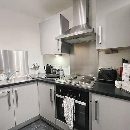 Cityfront Modern Apt Near City Centre/Etihad, Free Parking Манчестер Екстер'єр фото