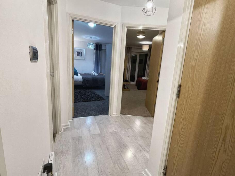 Cityfront Modern Apt Near City Centre/Etihad, Free Parking Манчестер Екстер'єр фото